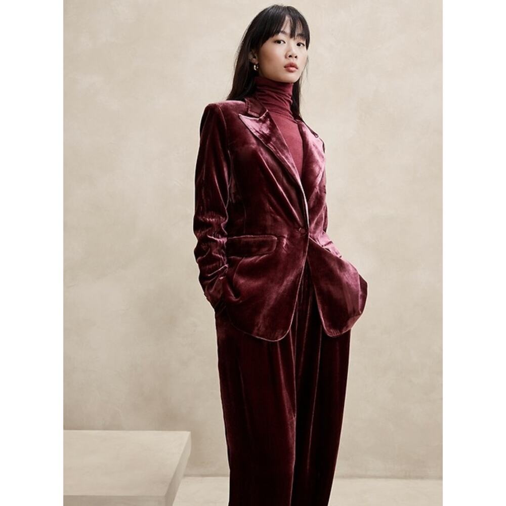 Banana Republic BR Alyse Relaxed Velvet Blazer Red Madder Women's Size 2